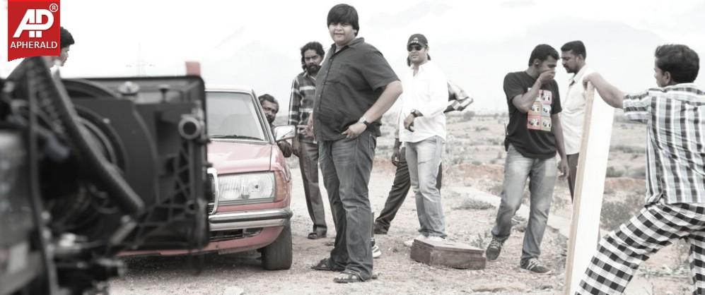 Chikkadu Dorakadu Working Stills