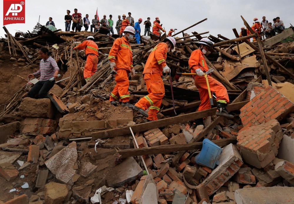 China Earthquake Photos
