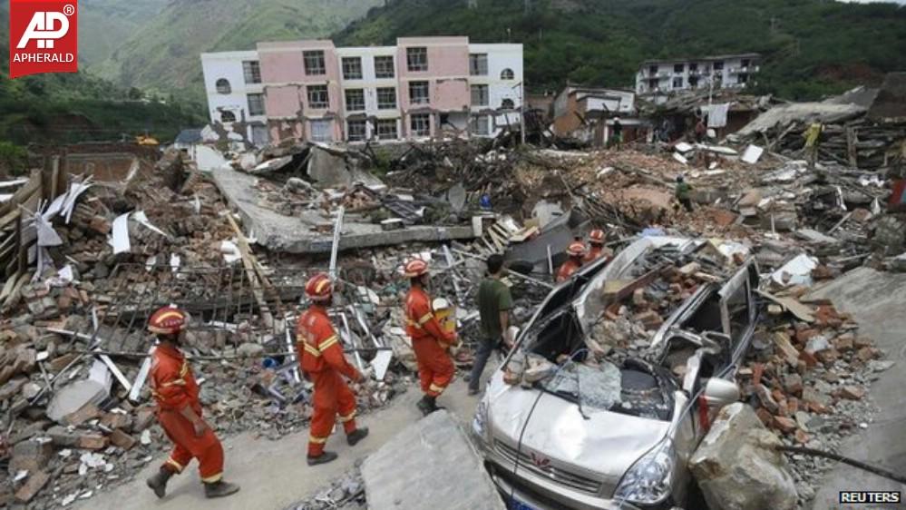 China Earthquake Photos