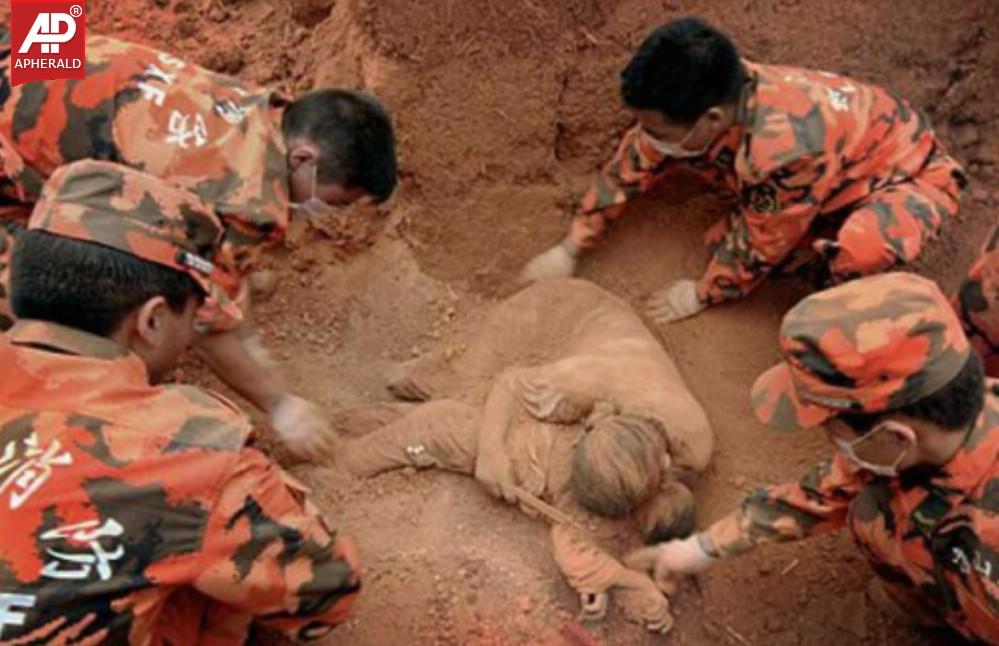 China Earthquake Photos