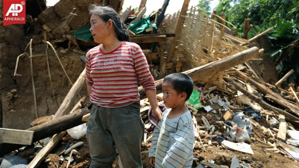 China Earthquake Photos