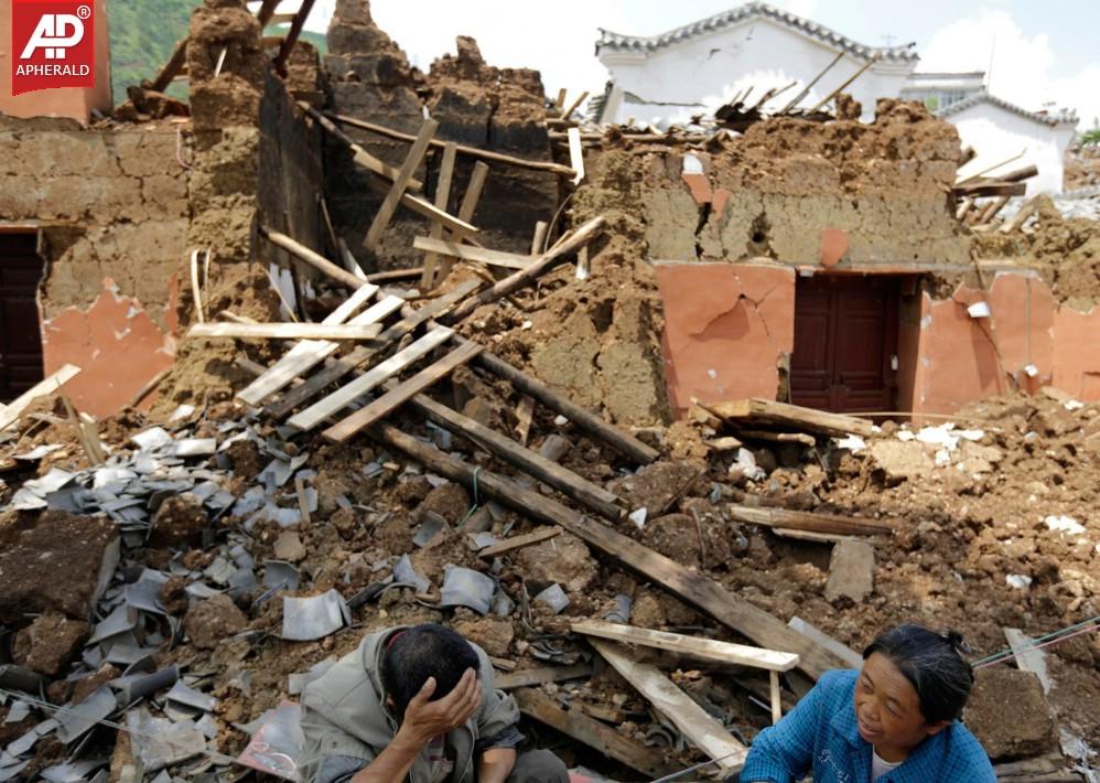 China Earthquake Photos