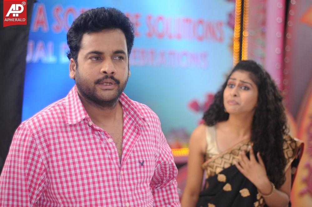 Choosinodiki Choosinantha Movie Latest Stills