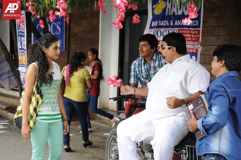 Choosinodiki Choosinantha Movie Latest Stills