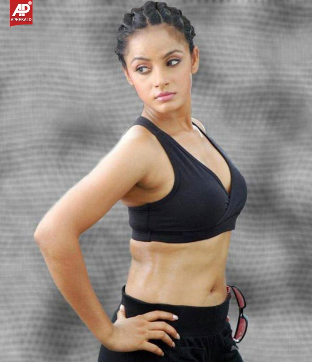 Cute Mallu Actresses Stills
