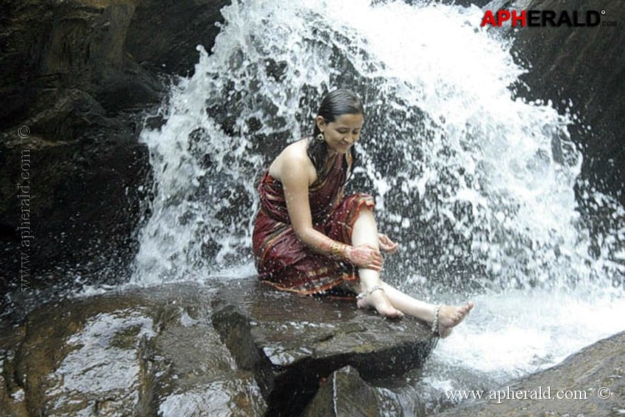 Devaleelai Movie Hot Stills