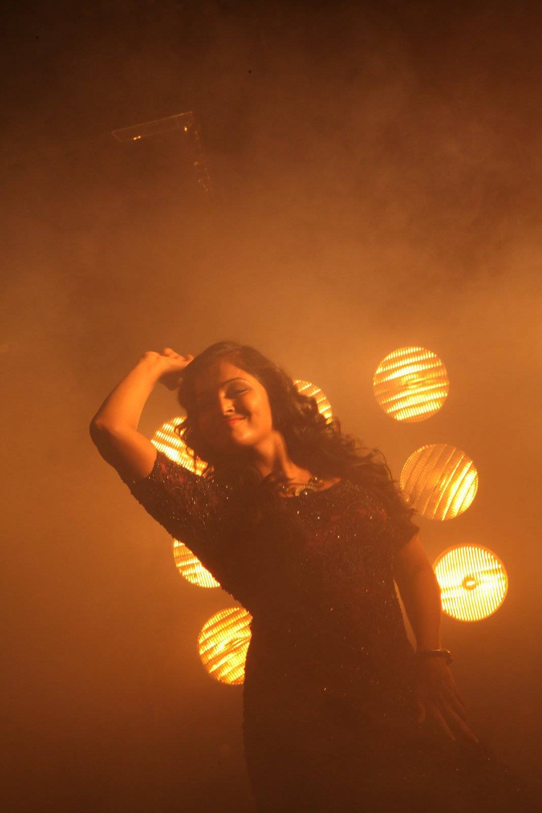 Dhanaa Dhan Movie Latest Stills