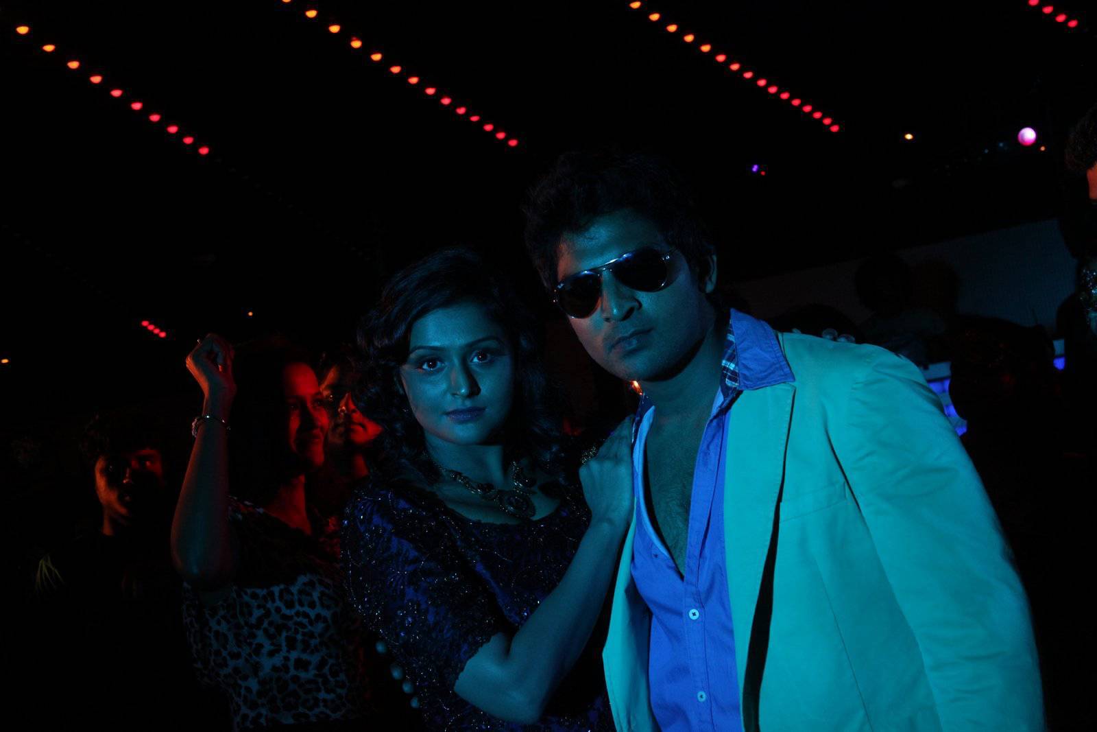 Dhanaa Dhan Movie Latest Stills