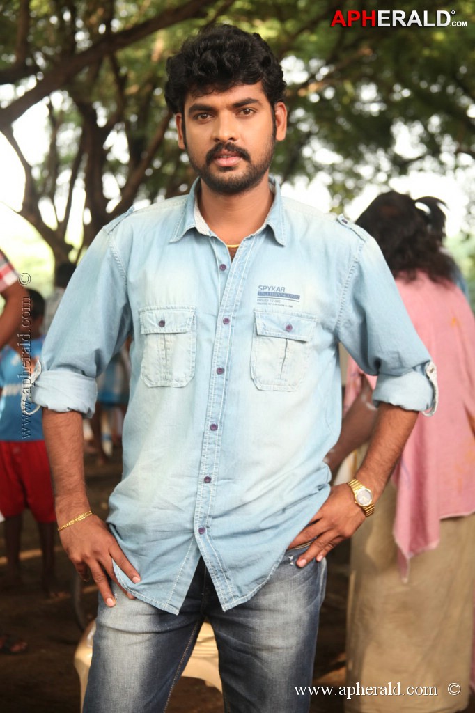 Dhesingu Raja Tamil Movie Photos