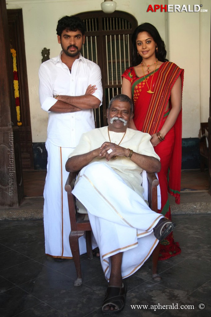 Dhesingu Raja Tamil Movie Photos