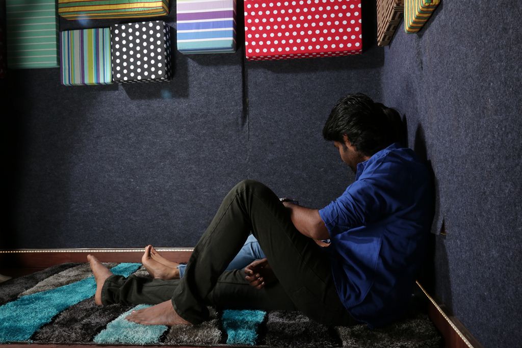 Dhowalath Movie Stills