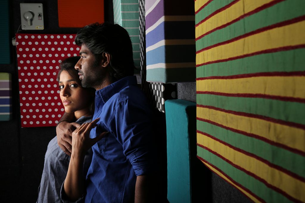 Dhowalath Movie Stills