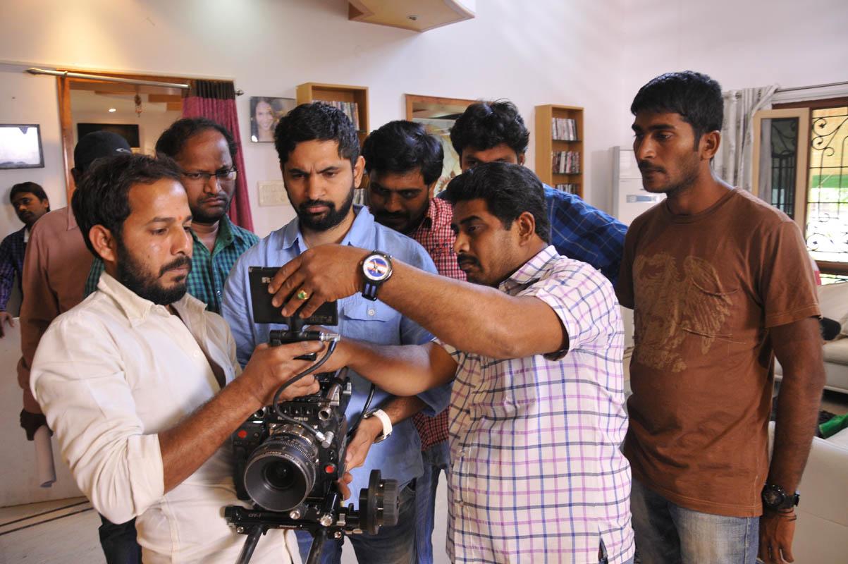 Dongaata Working Stills