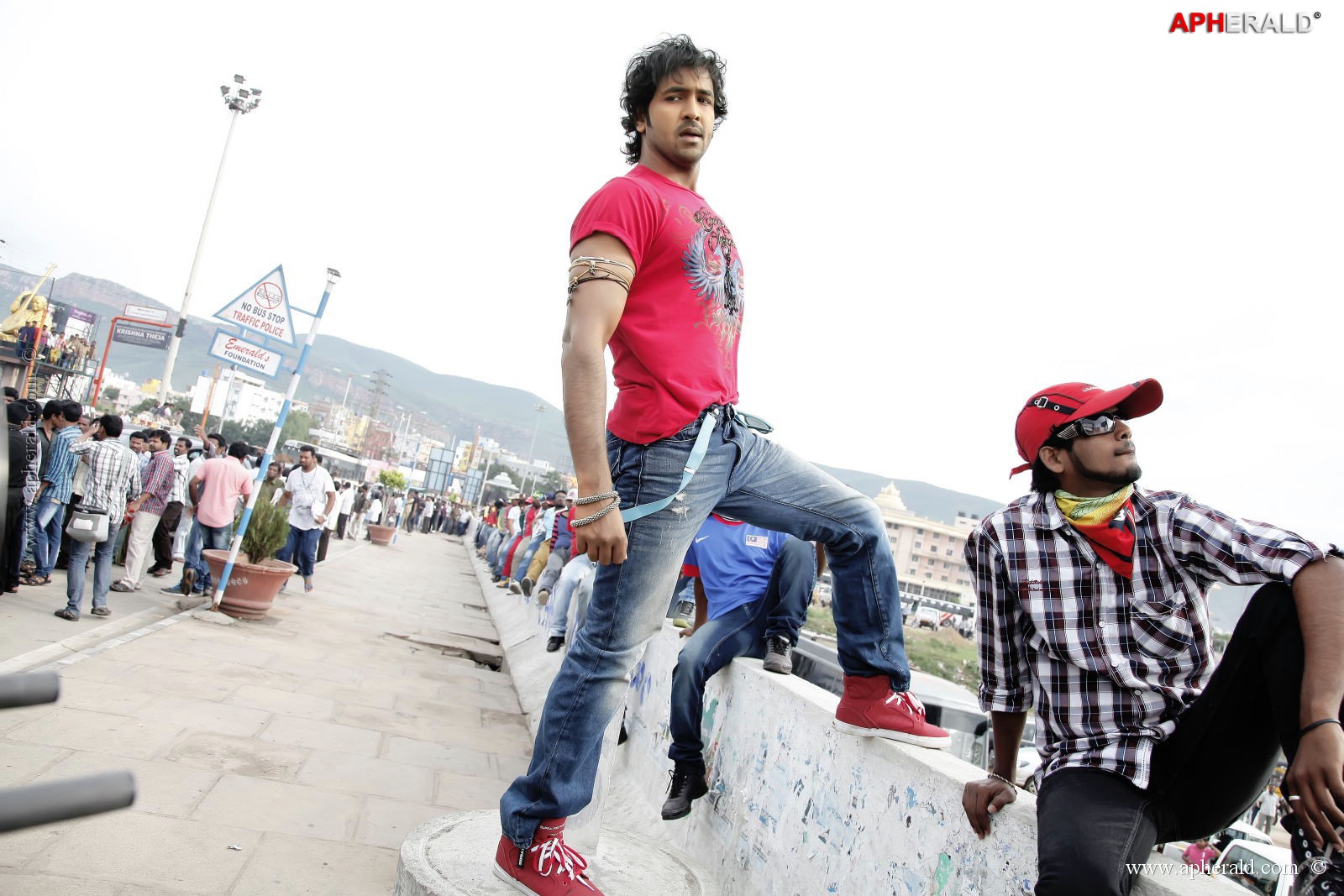 Doosukeltha Movie Stills