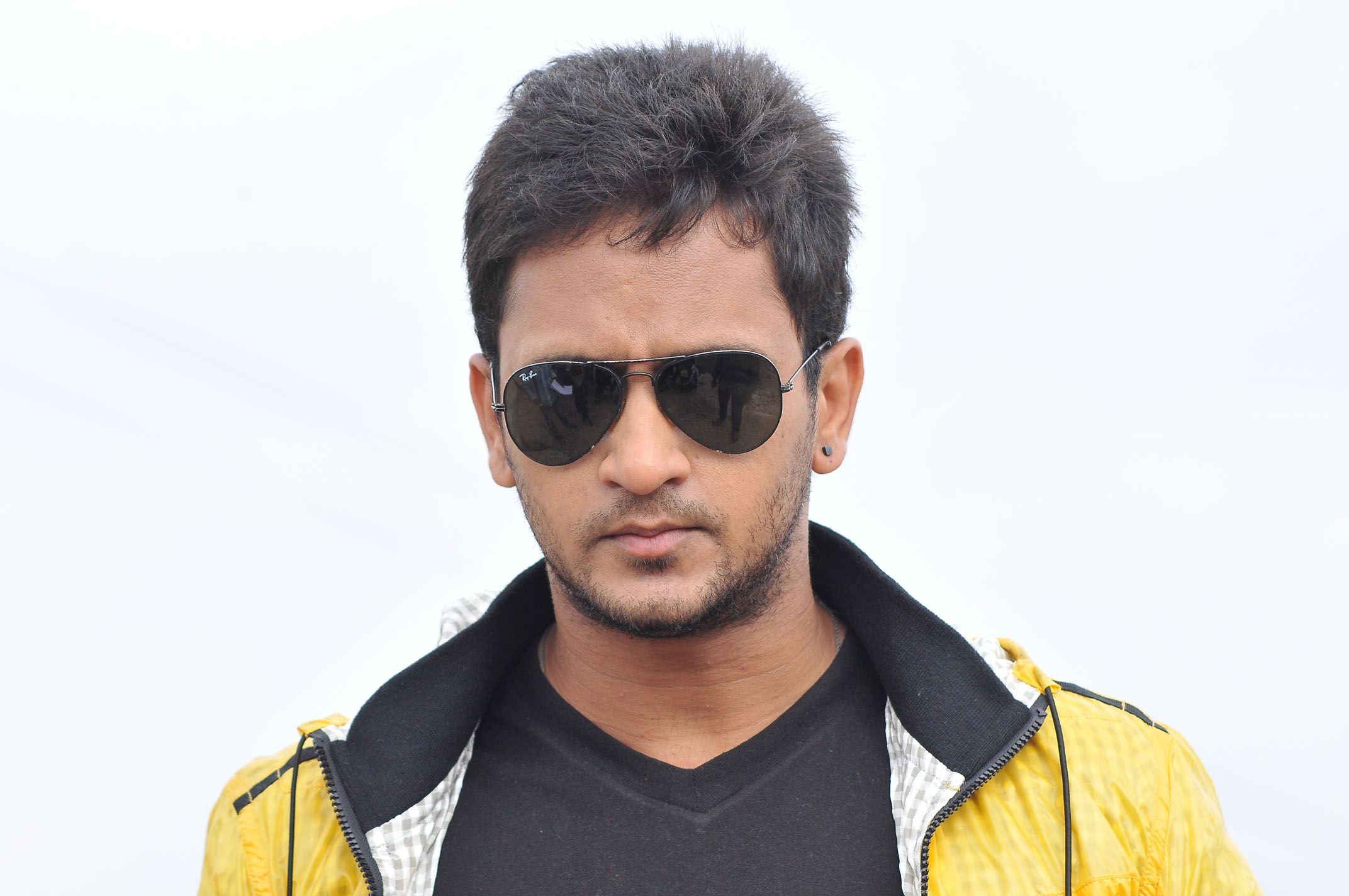 Easy Money Lazy Boys New Stills