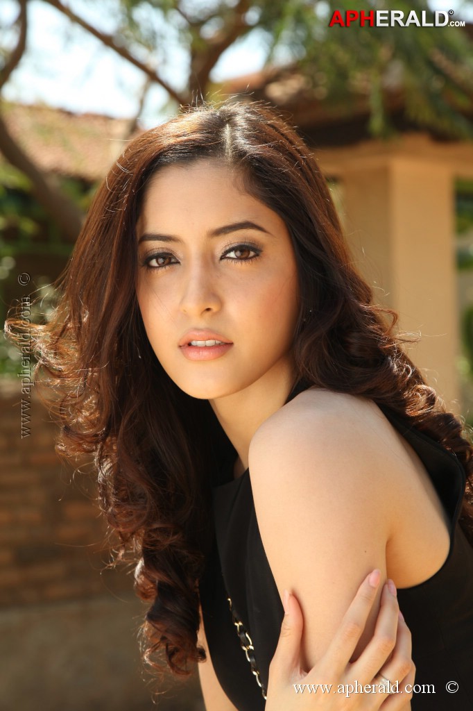 Emo Gurram Egaravachu Movie Stills