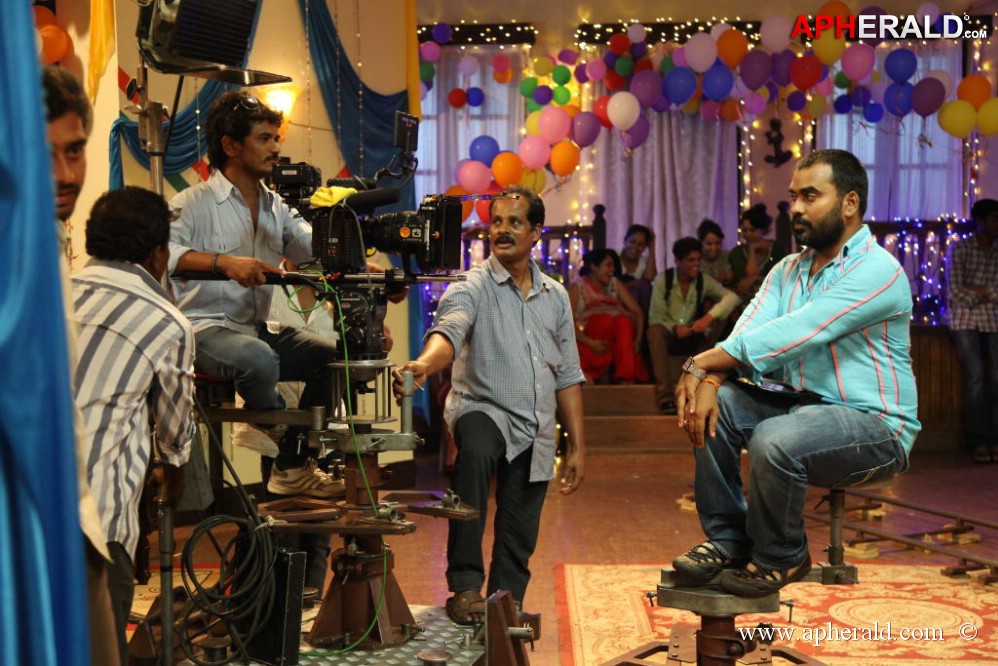 Emo Gurram Eguravachu Working Stills