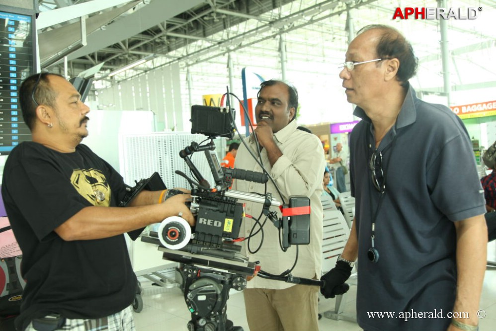 Emo Gurram Eguravachu Working Stills