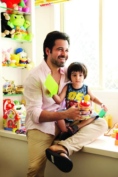 Emraan Hashmi rare & unseen Family Photos