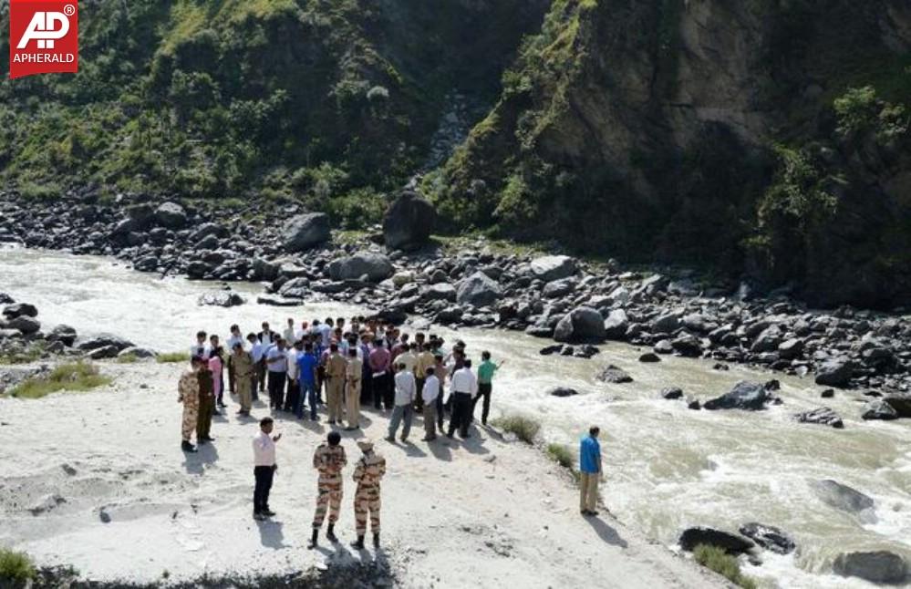 Engineering Students Got Killed In The Beas River