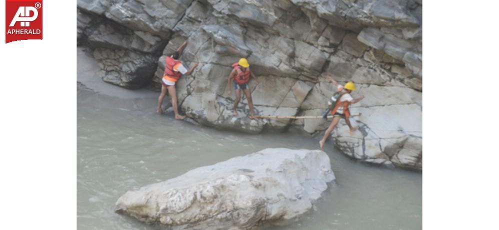 Engineering Students Got Killed In The Beas River
