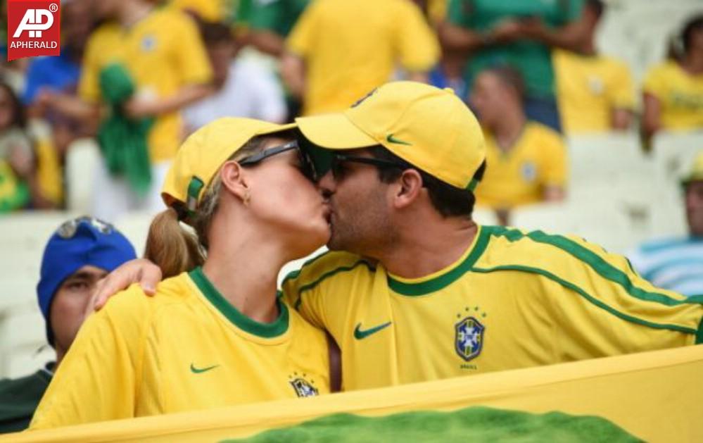 FIFA World Cup 2014 Fans On Kissing Spree