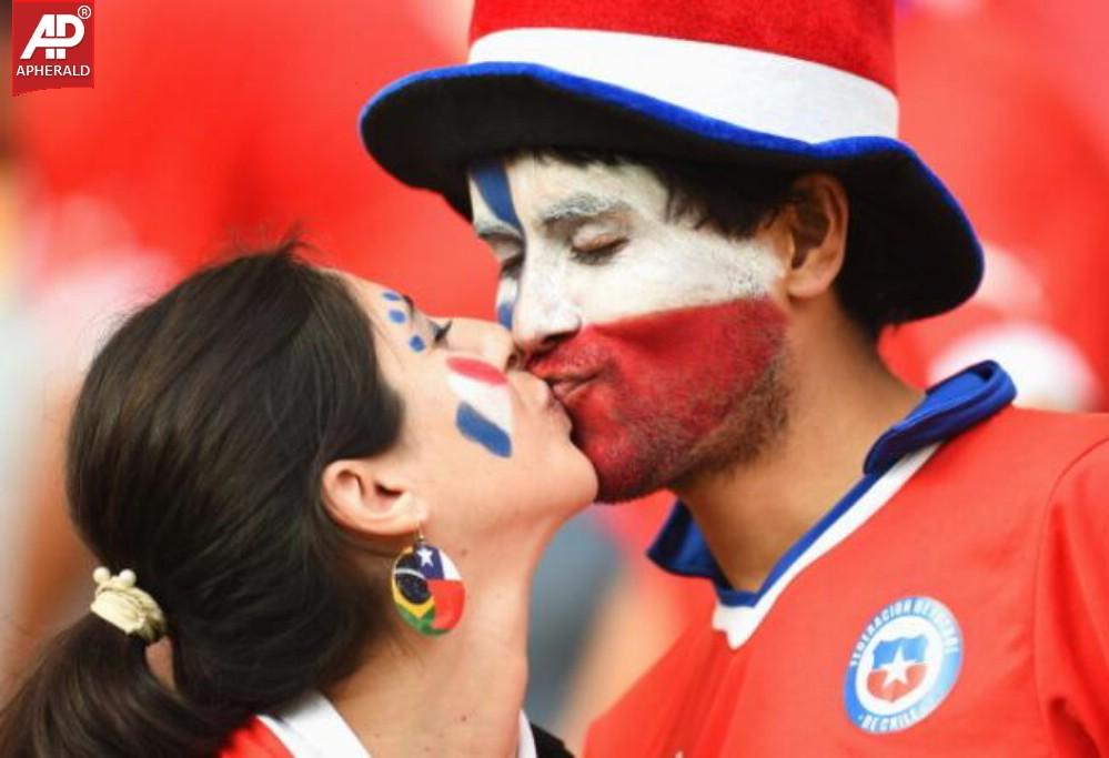 FIFA World Cup 2014 Fans On Kissing Spree