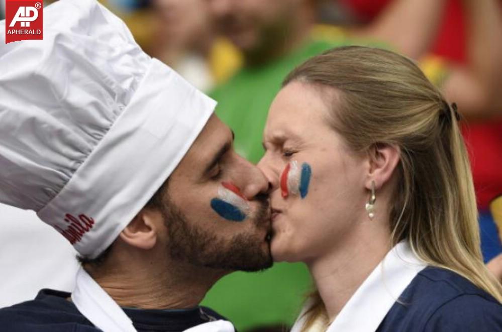 FIFA World Cup 2014 Fans On Kissing Spree