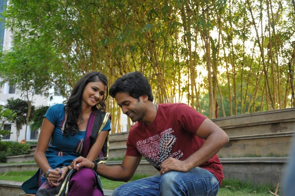 Gallo Telinattunde Movie Photos