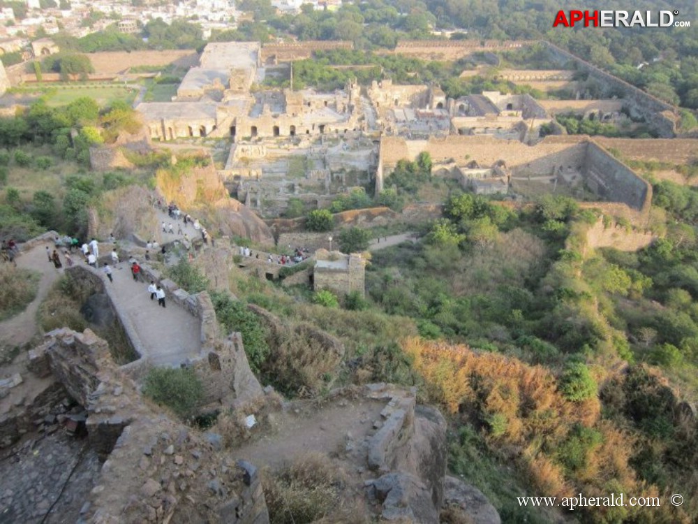 Golkonda Fort Photos