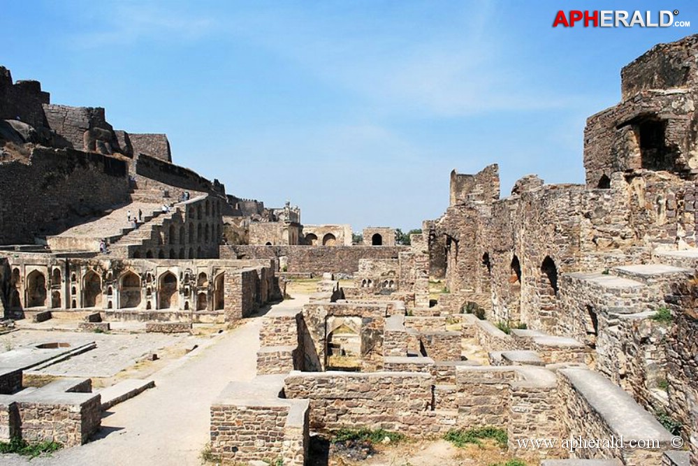 Golkonda Fort Photos