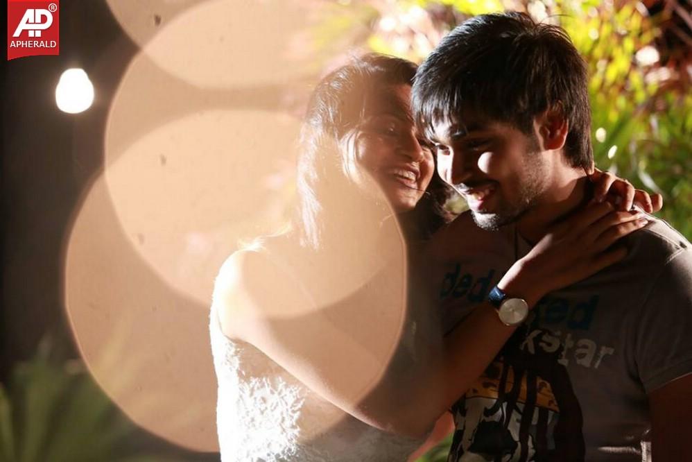 Green Signal Movie New Gallery