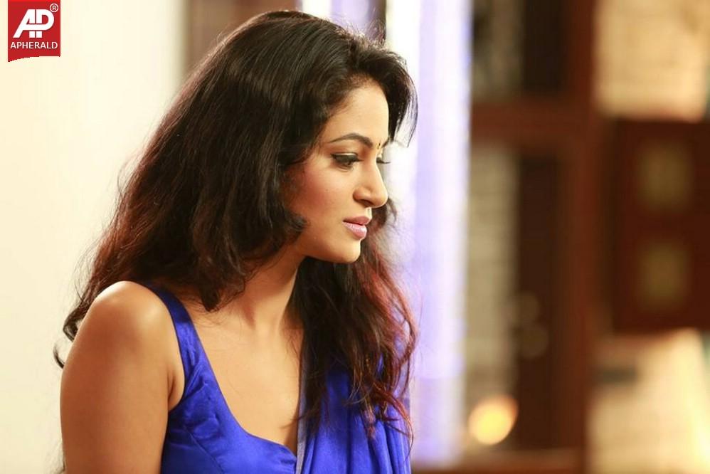 Green Signal Movie New Gallery
