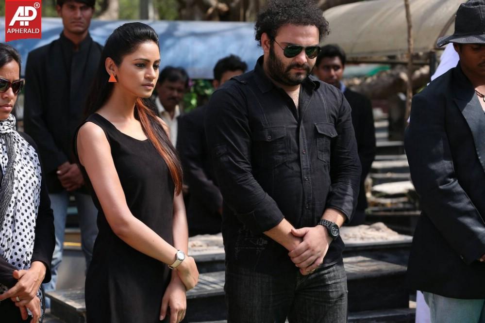 Green Signal Movie New Gallery