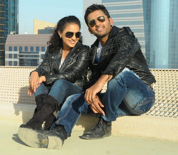 Gunde Jaari Gallanthayyinde Movie Stills