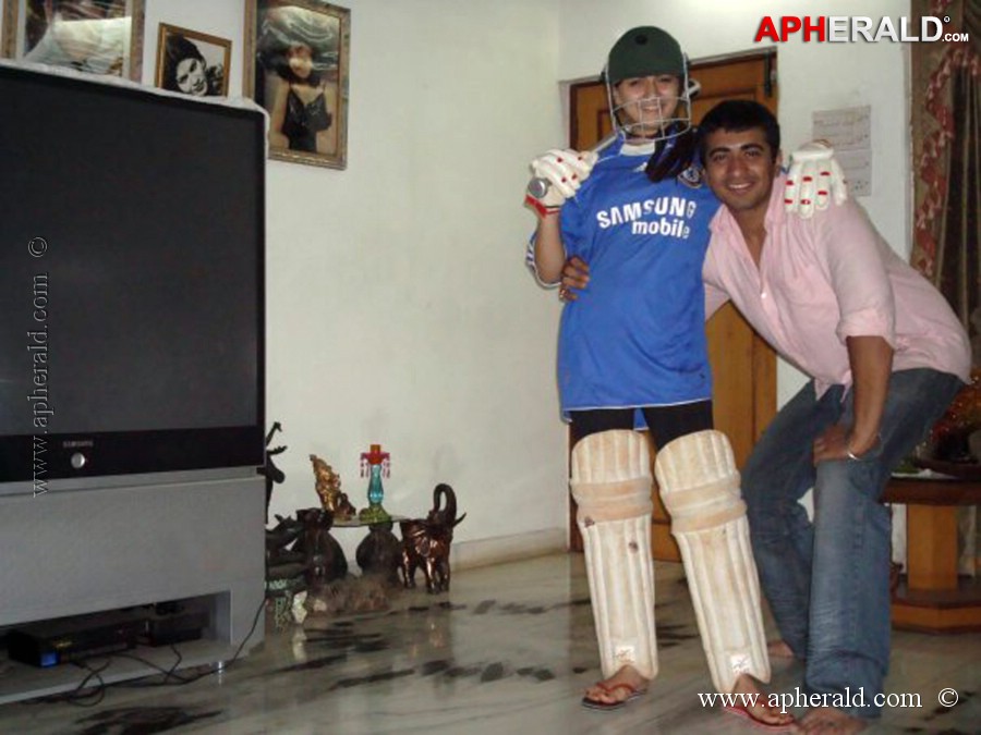 Hansika Motwani Family Photos