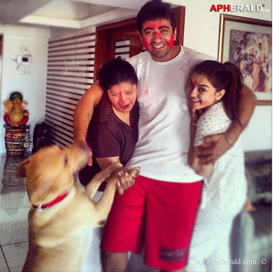 Hansika Motwani Family Photos