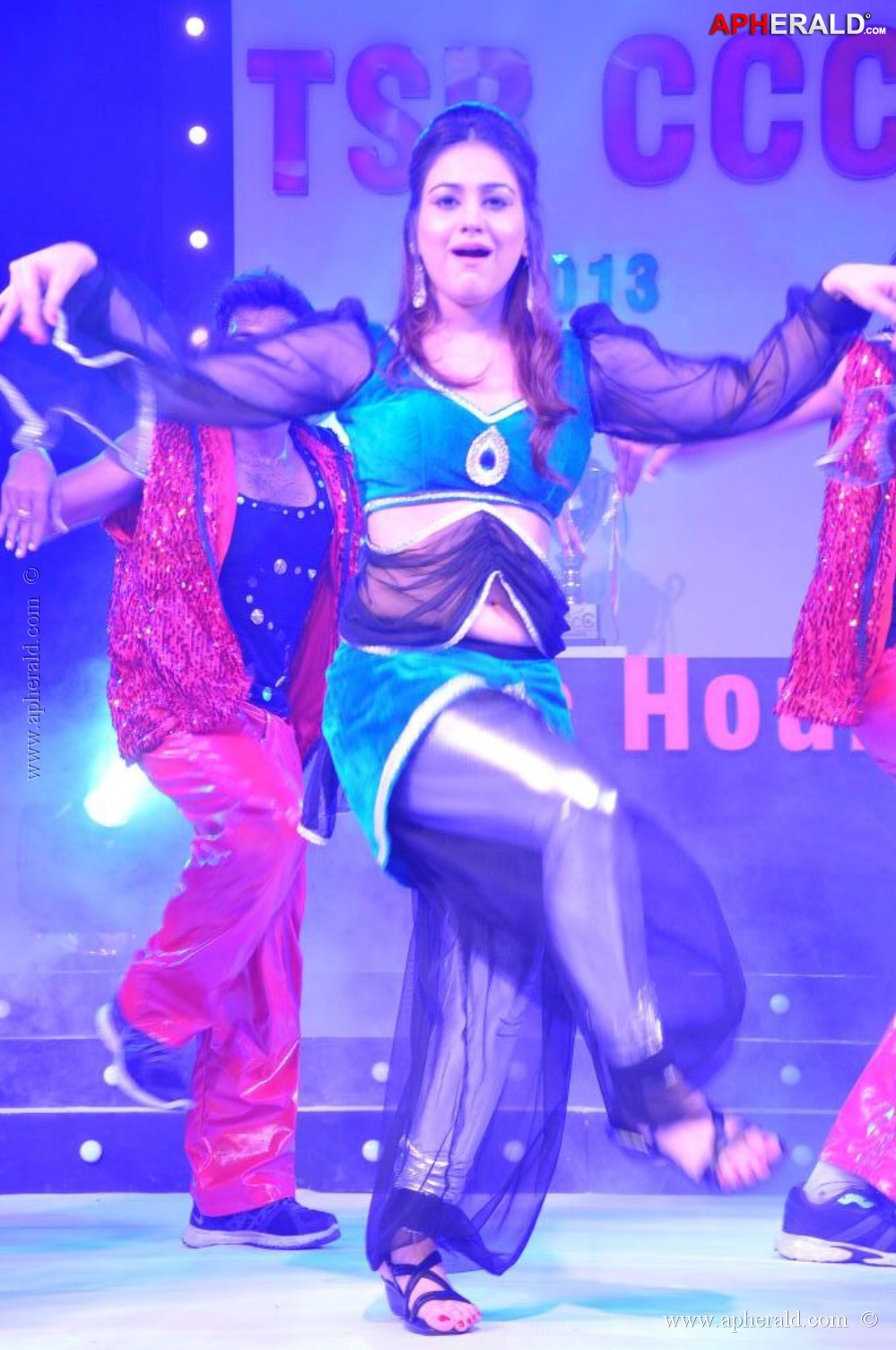 Heroines Dance Performance CCC Curtain Raiser