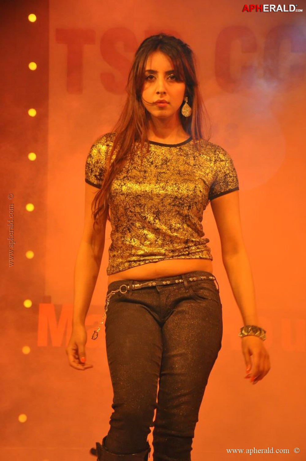 Heroines Dance Performance CCC Curtain Raiser