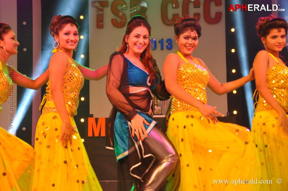 Heroines Dance Performance CCC Curtain Raiser
