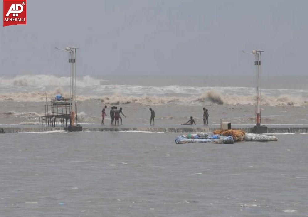 High Tide Floods Mumbai City Photos