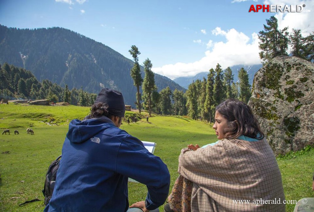 Highway Movie Stills