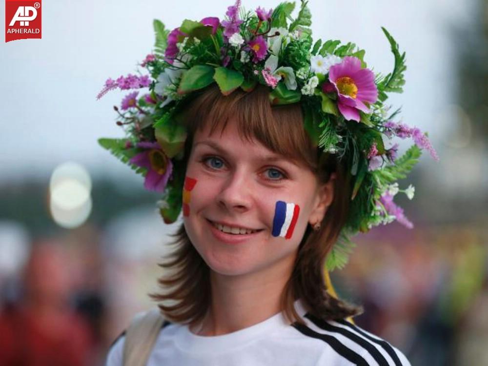 Hottest Football Fans on The Planet