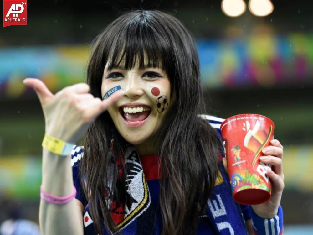 Hottest Football Fans on The Planet