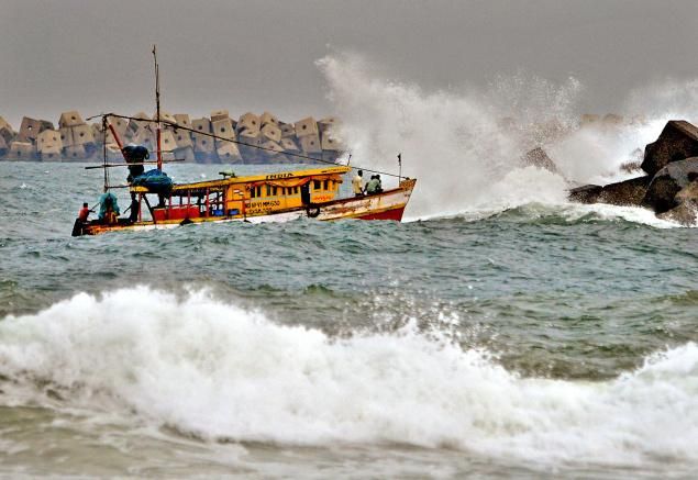 Hudhud Cyclone Effect on Vizag