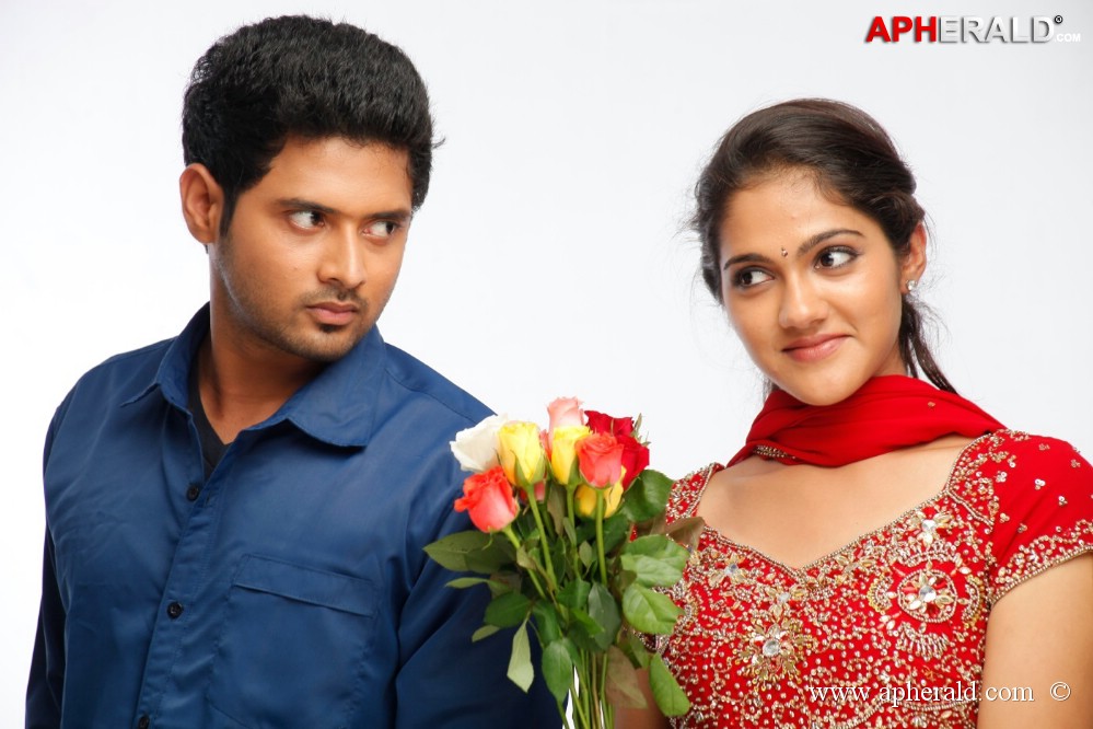 Hum Tum Movie Latest Images