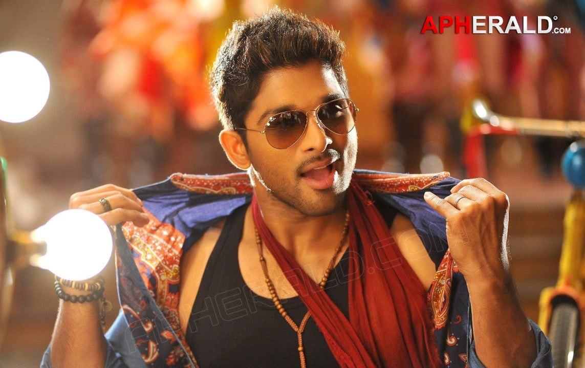 Iddarammayilatho Latest Stills