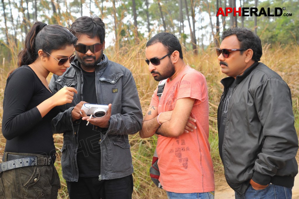 Iddarammayilatho Movie Latest Working Stills