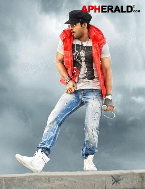 Iddarammayilatho Movie Stills