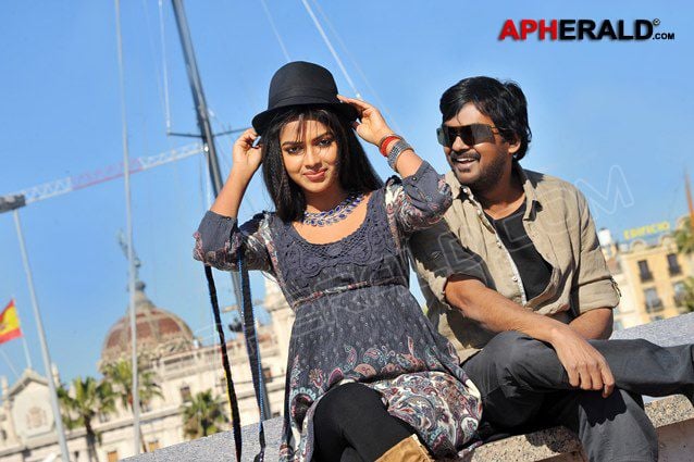Iddarammayilatho Movie Working Stills